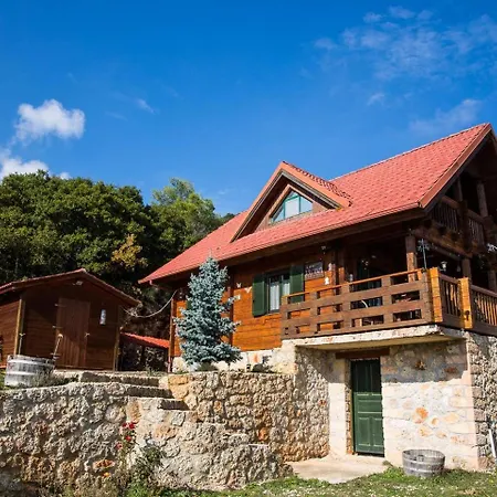 Regina * Paradisi (Corinthia)