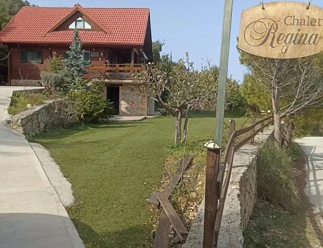 Regina Chalet Paradisi (Corinthia)